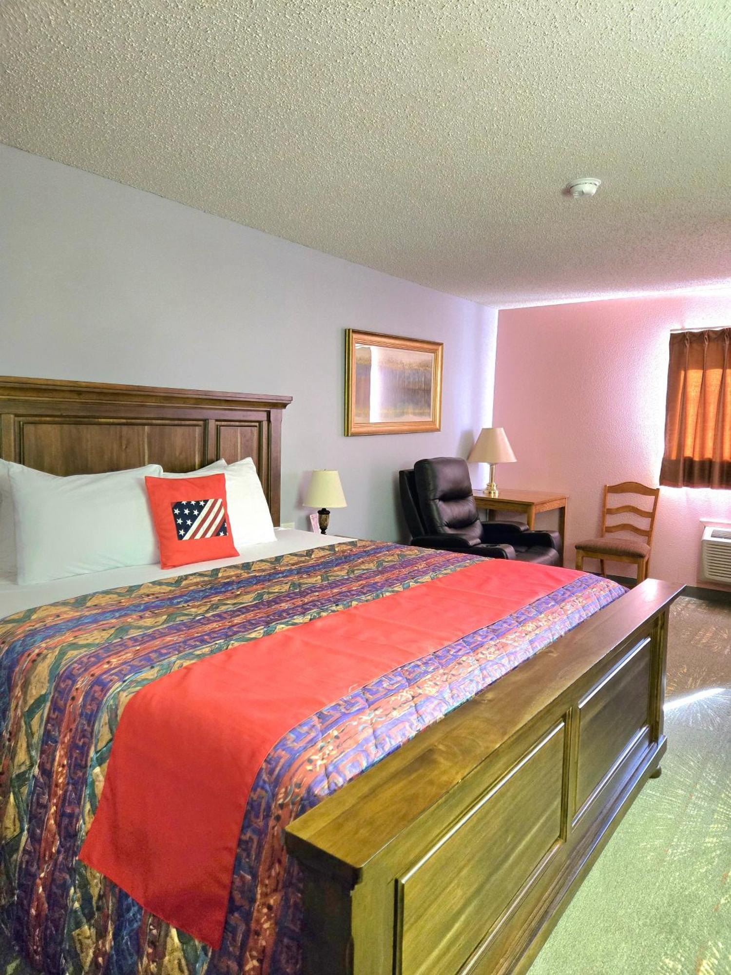 American Inn Ozark Esterno foto
