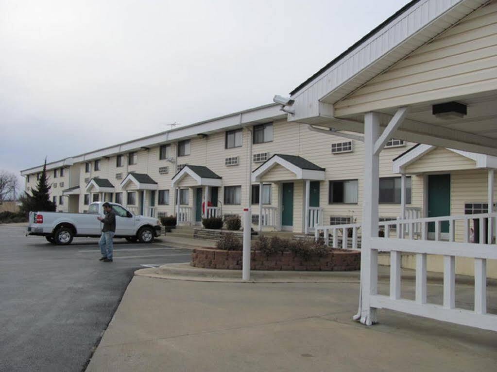 American Inn Ozark Esterno foto